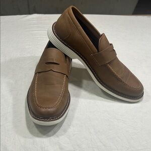 Classic Tan Leather Slip-On Loafers